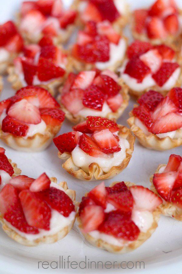 Strawberry Cheesecake Pastry Bites   Real Life Dinner