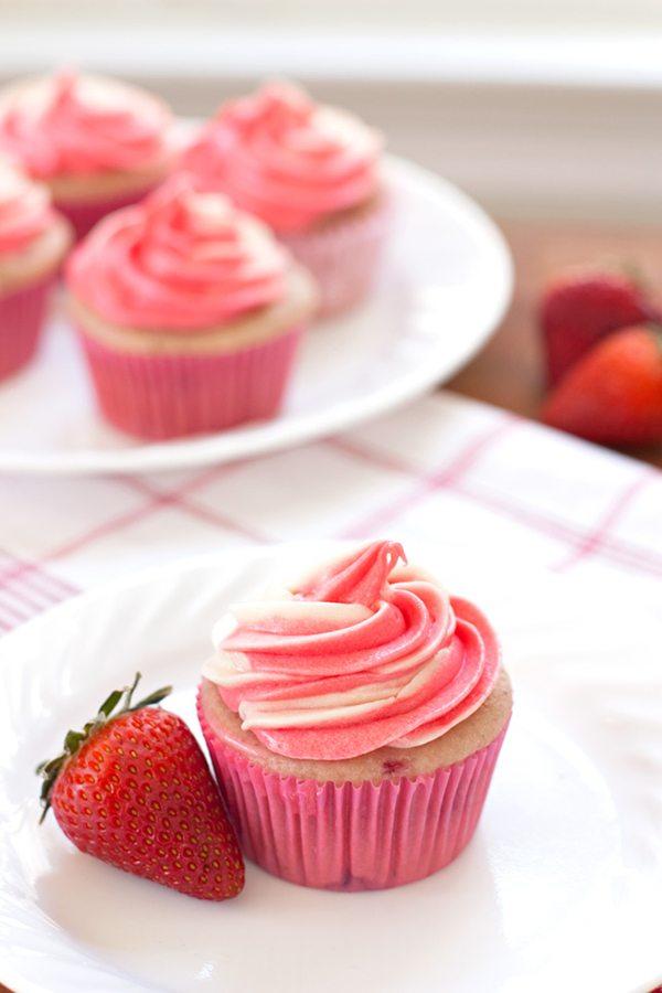 Strawberry Cheesecake Cupcakes    Teaspoons