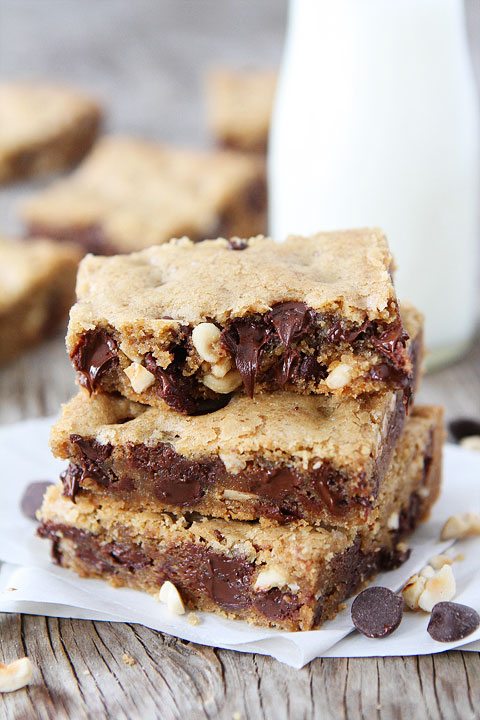 https://www.berries.com/blog/wp content/uploads///Brown Butter Chocolate Chip Hazelnut Cookie Bars