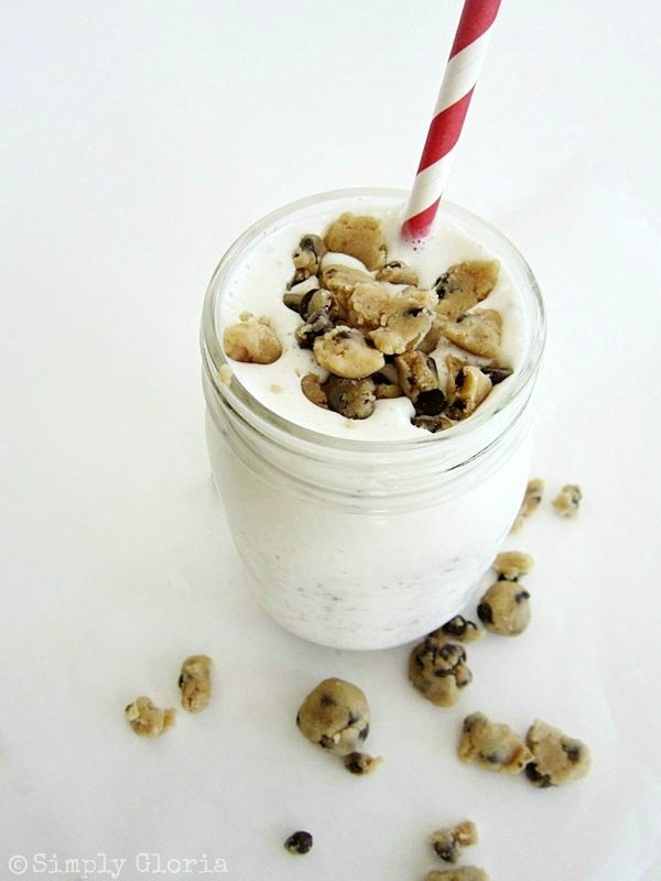 https://www.berries.com/blog/wp content/uploads///Cookie Dough Vanilla Milk Shake Simply Gloria.com Made with cookie dough from scratch