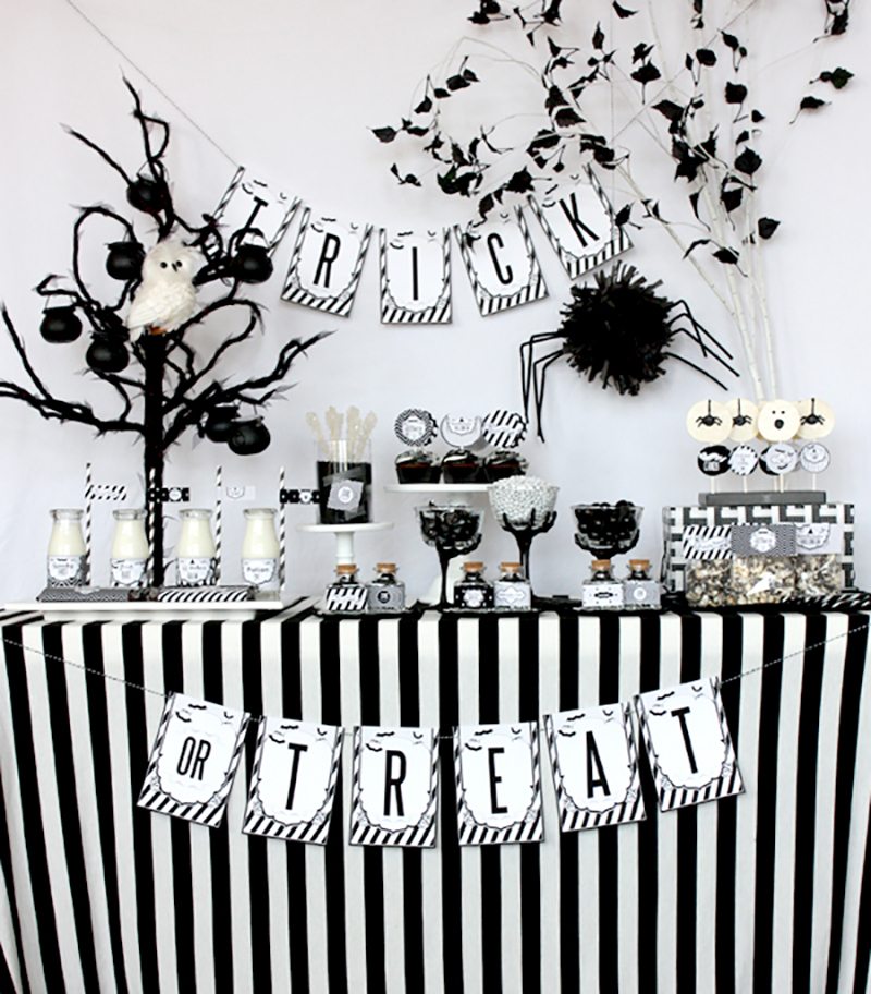 https://www.berries.com/blog/wp content/uploads///black and white halloween