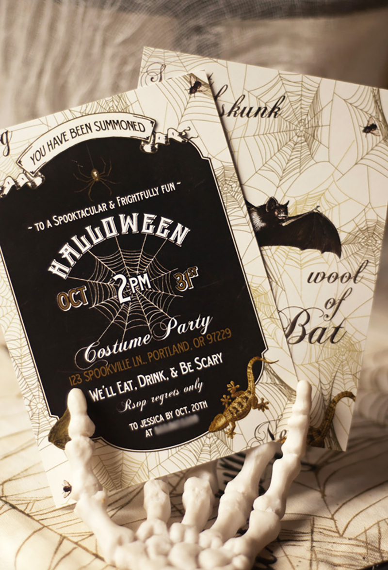 https://www.berries.com/blog/wp content/uploads///halloween costume party invitation