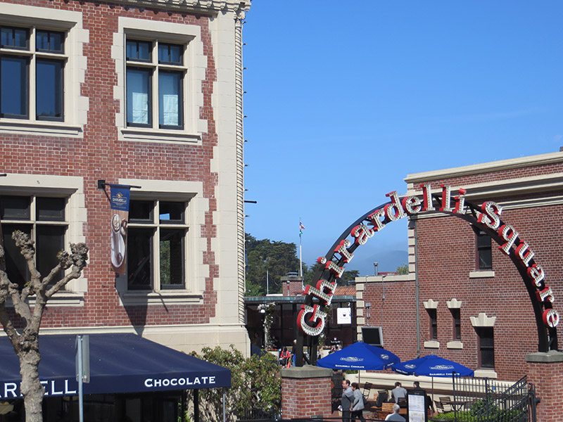 https://www.berries.com/blog/wp content/uploads///Ghiradelli Festival