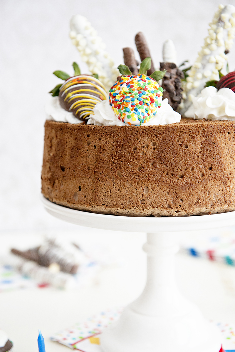 https://www.berries.com/blog/wp content/uploads///SB Chocolate Angel Food Cake