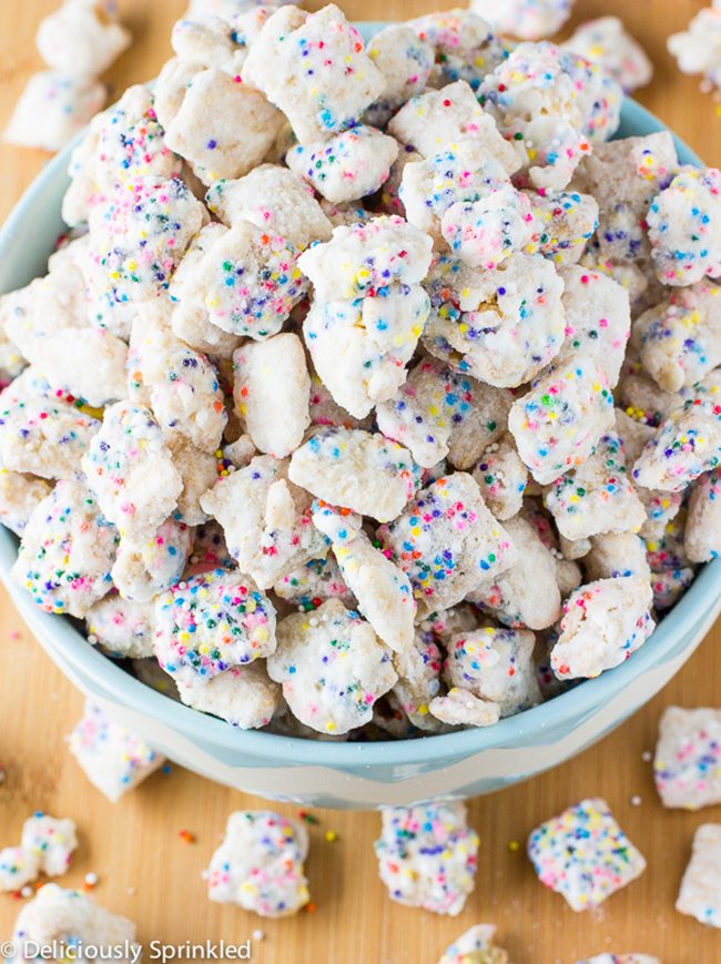 https://www.berries.com/blog/wp content/uploads///Sugar Cookie Puppy Chow