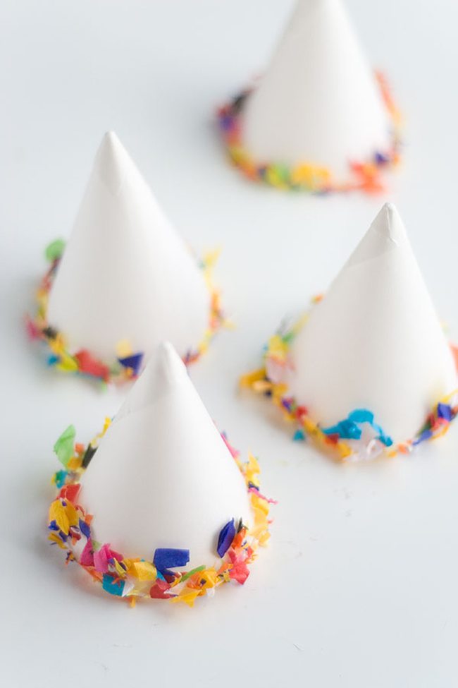 https://www.berries.com/blog/wp content/uploads///confetti party hat diy ideas