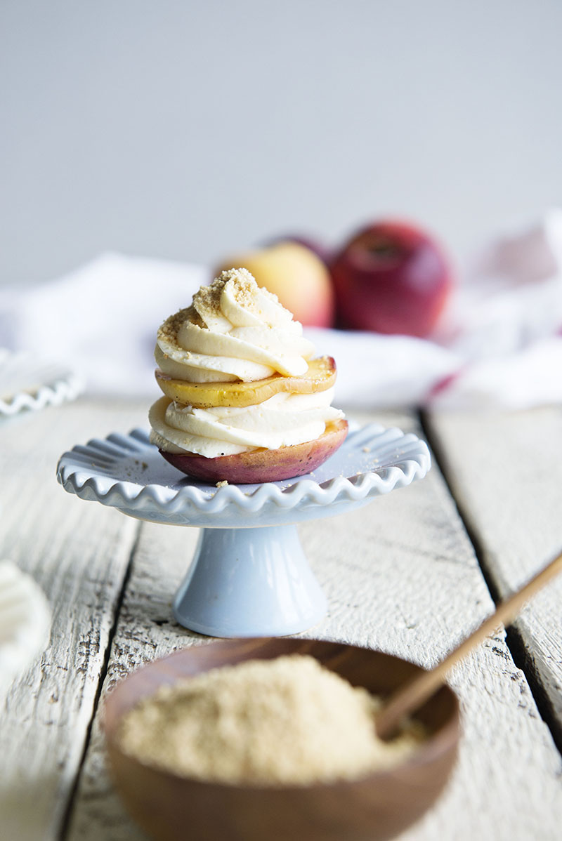 https://www.berries.com/blog/wp content/uploads///cheesecake peaches