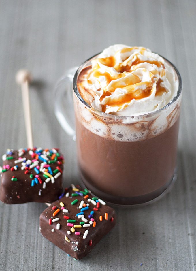 https://www.berries.com/blog/wp content/uploads///caramel hot chocolate and chocolate covered marshmallow pop