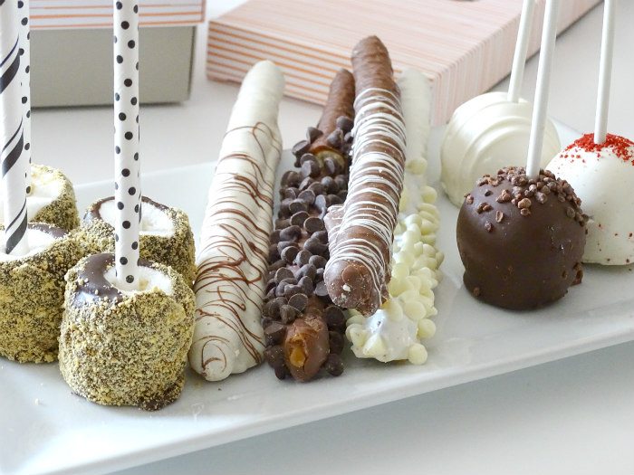 https://www.berries.com/blog/wp content/uploads///Smores on a Stick Living La Vida Holoka