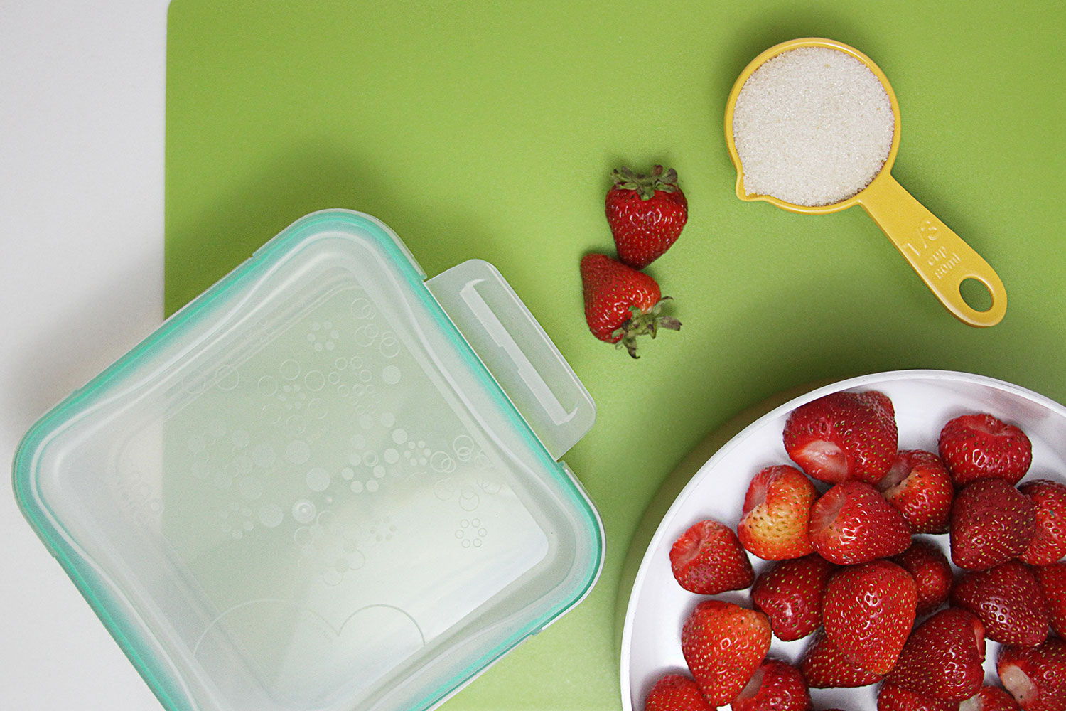 https://www.berries.com/blog/wp content/uploads///SB Strawberry Storage Freezer Sweat