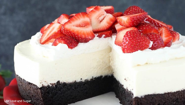 https://www.berries.com/blog/wp content/uploads///Strawberry Desserts lifeloveandsugar