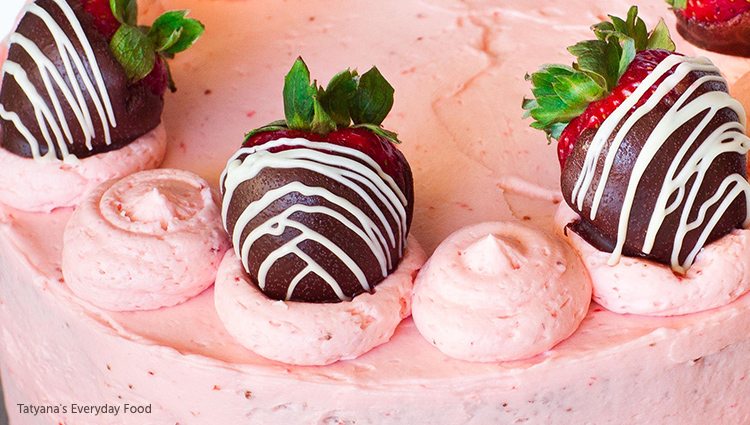 https://www.berries.com/blog/wp content/uploads///Strawberry Desserts tatyanaseverydayfood