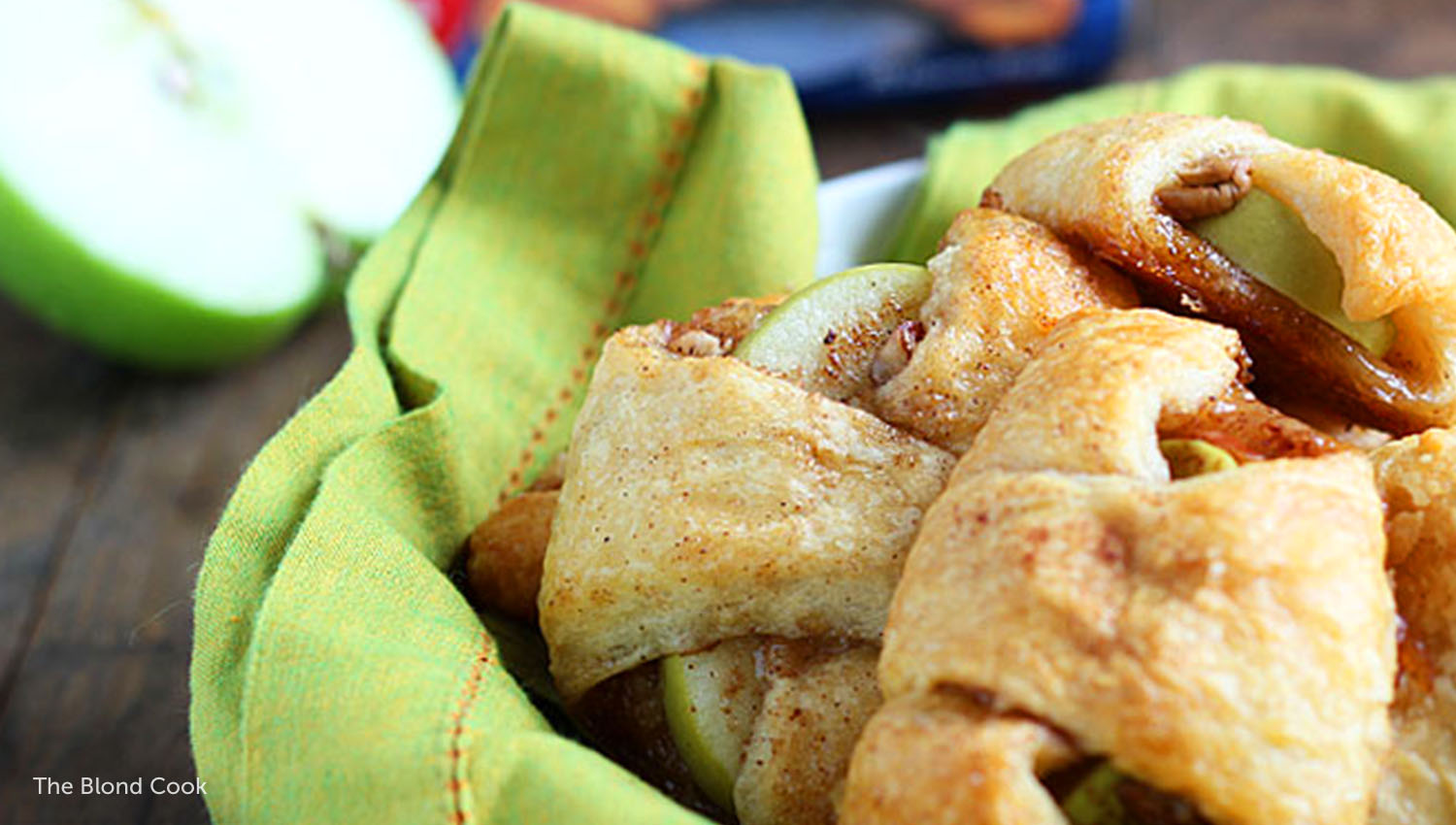 sb  thanksgiving apple pie bites