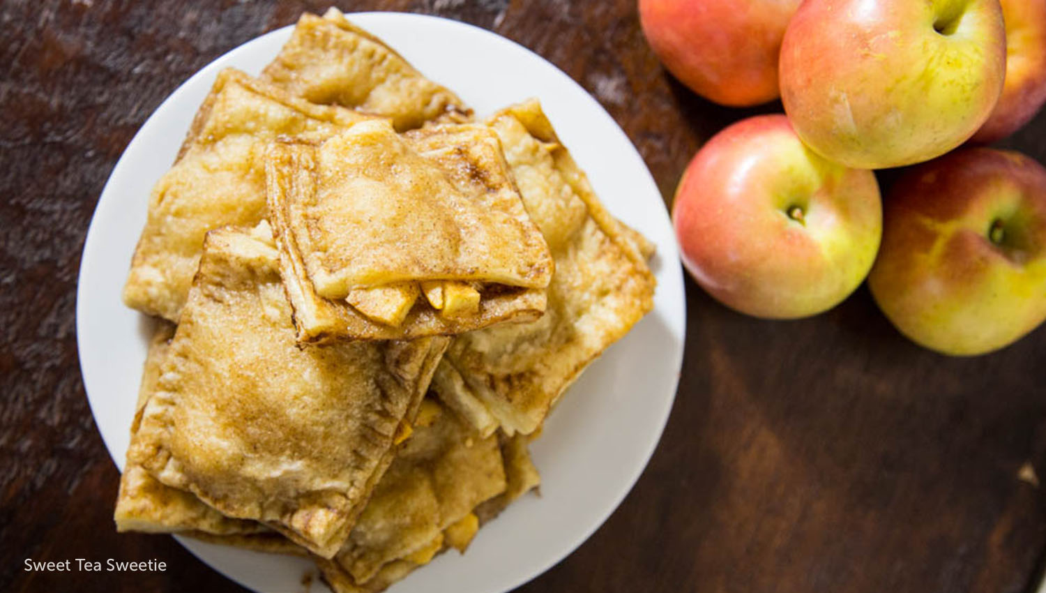 sb  thanksgiving apple pocket pies