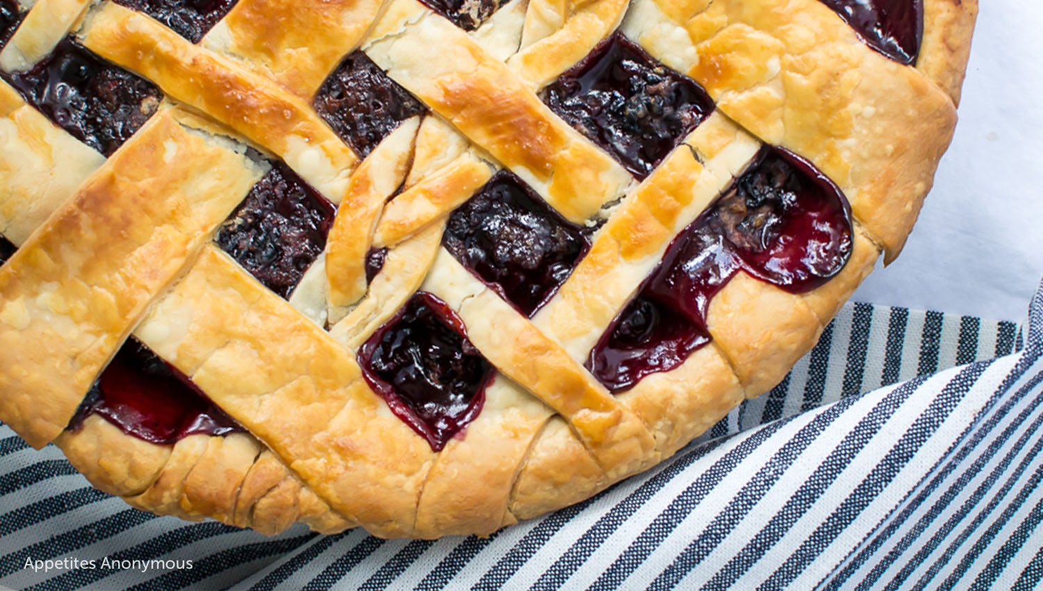 sb  thanksgiving blackberry lemon pie