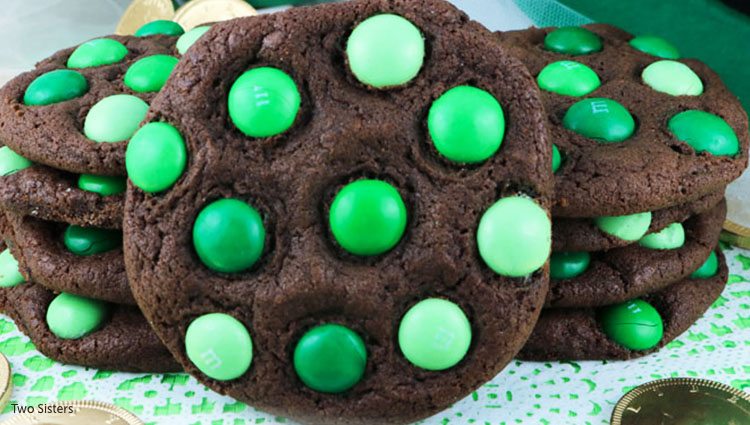 sb green desserts st patricks mint m&m laurie