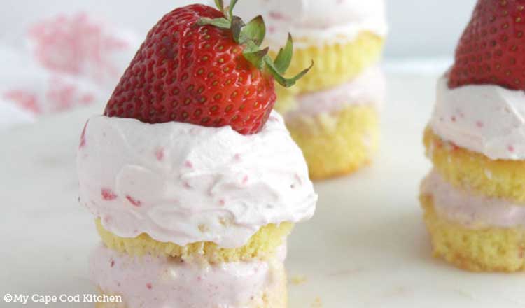 strawberry cupcake