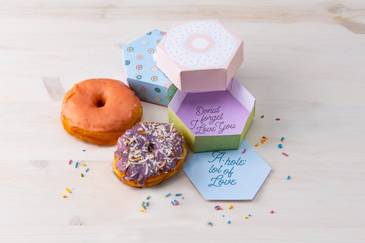 https://www.berries.com/blog/wp content/uploads///Dessert Box Printables