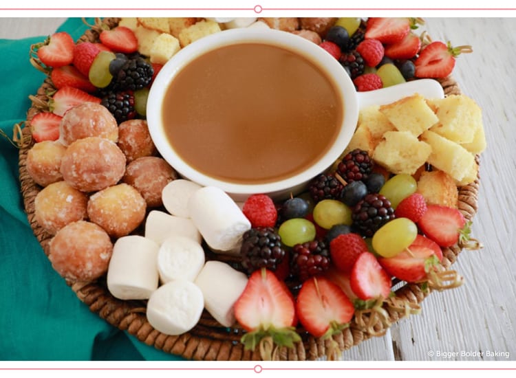 https://www.berries.com/blog/wp content/uploads///dessert dips butterscotch fondue dip