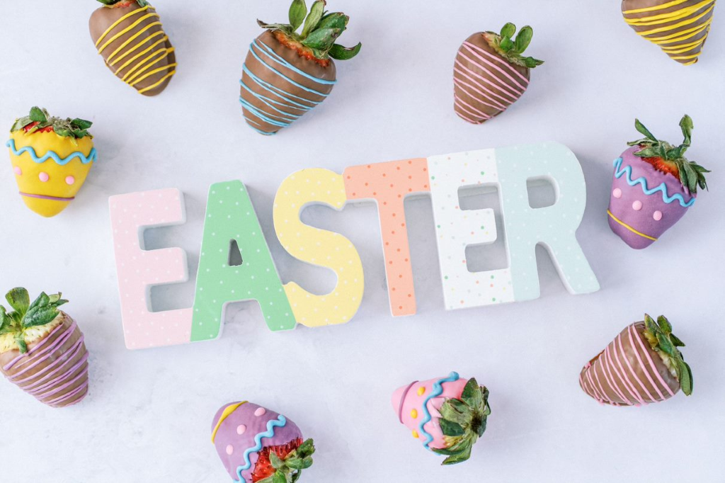 https://www.berries.com/blog/wp content/uploads///easter egg berries with easter sign