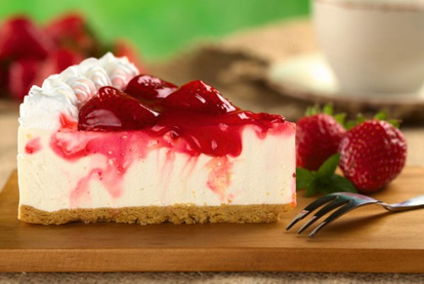 https://www.berries.com/blog/wp content/uploads///strawberry cheesecake blog