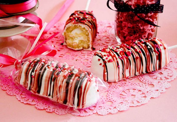 https://www.berries.com/blog/wp content/uploads///valentine twinkies blog