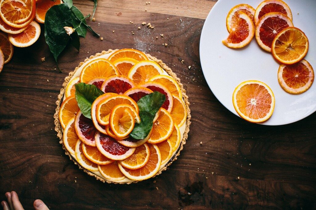 https://www.berries.com/blog/wp content/uploads///orange chocolate tart blog edited